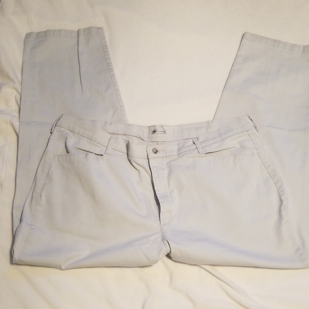 Lee Khakis